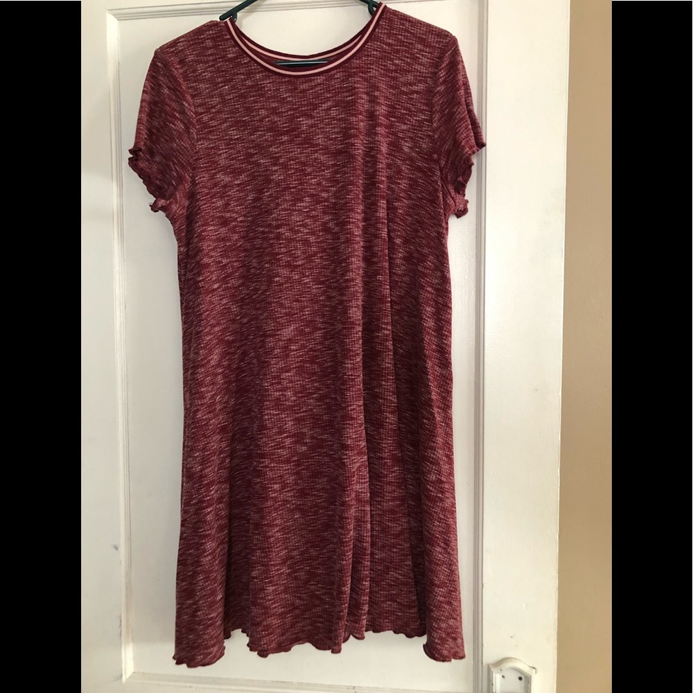 Maroon t-shirt dress/flowy